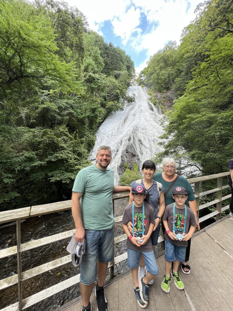 Nikko 1-day tour, Shinko Bridge, Rinnouji temple, Toshogu shrine, Kendo ...