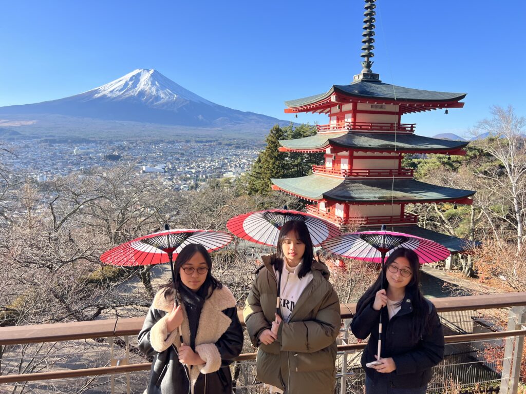 Mt.Fuji, 5storied pagoda,Wagasa ( Japanese parasol),Honcho street, Lake ...