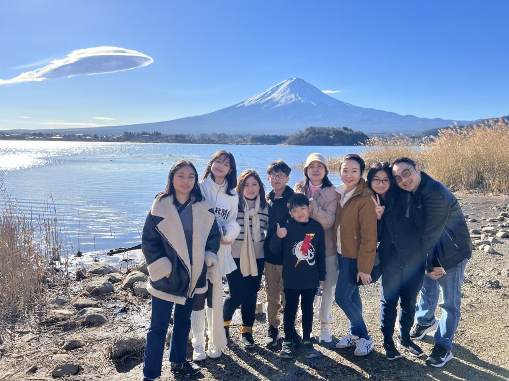 Mt.Fuji, 5storied pagoda,Wagasa ( Japanese parasol),Honcho street, Lake ...