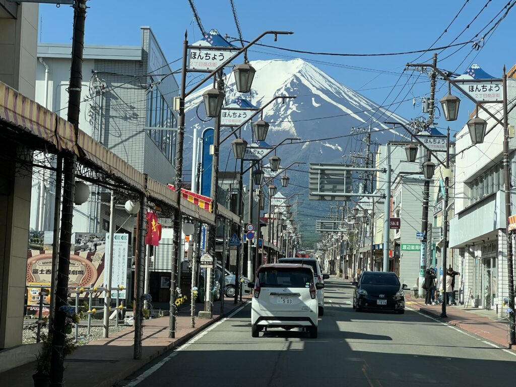 Mt.Fuji, 5storied pagoda, Honcho street, Oshinohakkai UNESCO WORLD ...