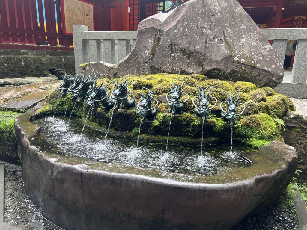 Hakone shrine