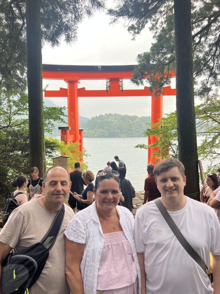 Hakone shrine