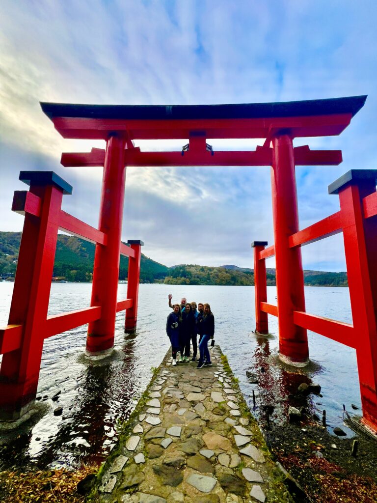 Hakone shrine 