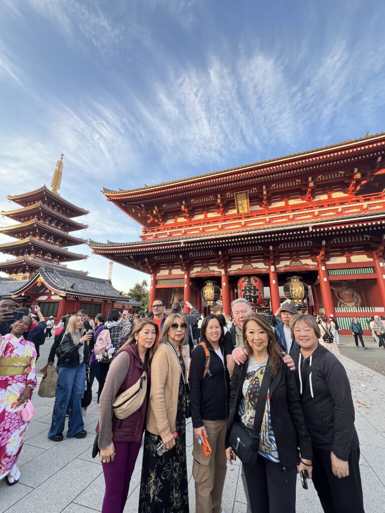 Asakusa Sensoji temple 