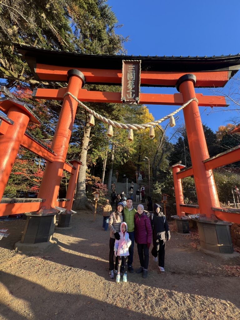 Arakurayama sengen shrine 